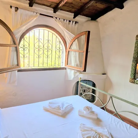 Dei Pirati, Sulla Di Campus Holiday home *