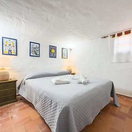 Feriehus Dei Pirati, Sulla Di Campus Portu Sa Ruxi (Sardinia)